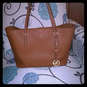 Michael Kors Jet Set Saffiano Leather Tote